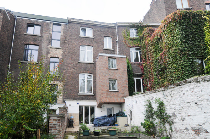 VENDU - LIEGE VIAGER NON LIBRE USUFRUIT maximum 15 ans Maison bourgeoise très bien entretenue avec jardin 3 chambres et bureau beau séjour — photo 15