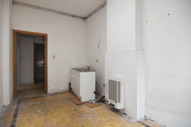 SOUS OPTION - LIEGE Bonne Femme maison de rapport avec surface commerciale ou bureau au rez-de-chaussée et diuplex aux étages — photo 11