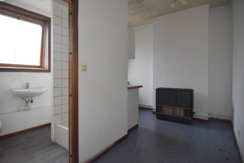 SOUS OPTION - LIEGE Bonne Femme maison de rapport avec surface commerciale ou bureau au rez-de-chaussée et diuplex aux étages — photo 19