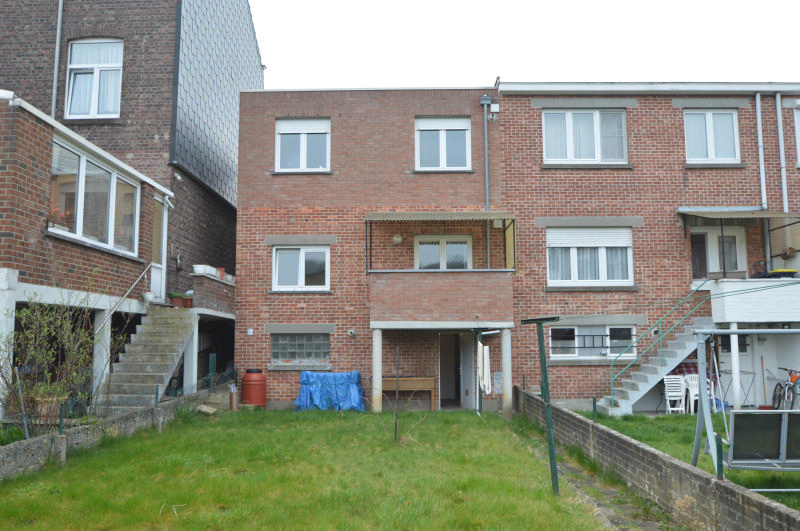 SOUS OPTION - Maison de rapport avec deux appartements identiques d'une chambre, espace cuisine sur séjour salle de douches + cavesSOUS OPTION — photo 7