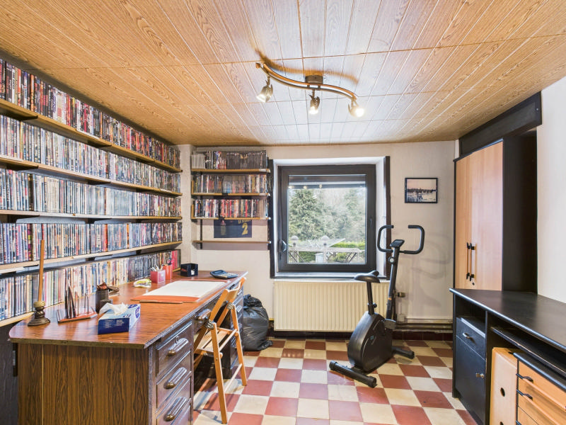 SOUS OPTION - Maison unifamiale deux chambres bureau et jardin dans un quartier calme — photo 16