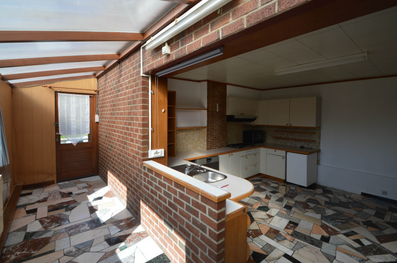 SOUS OPTION - Immeuble de deux appartements garage entrepôt jardin — photo 12