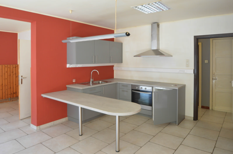 SOUS OPTION - Immeuble de deux appartements garage entrepôt jardin — photo 20