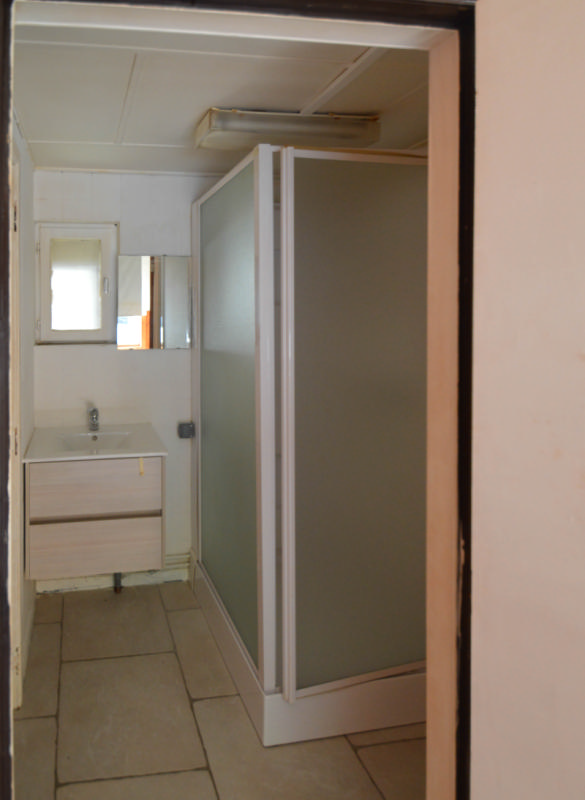 SOUS OPTION - Immeuble de deux appartements garage entrepôt jardin — photo 23