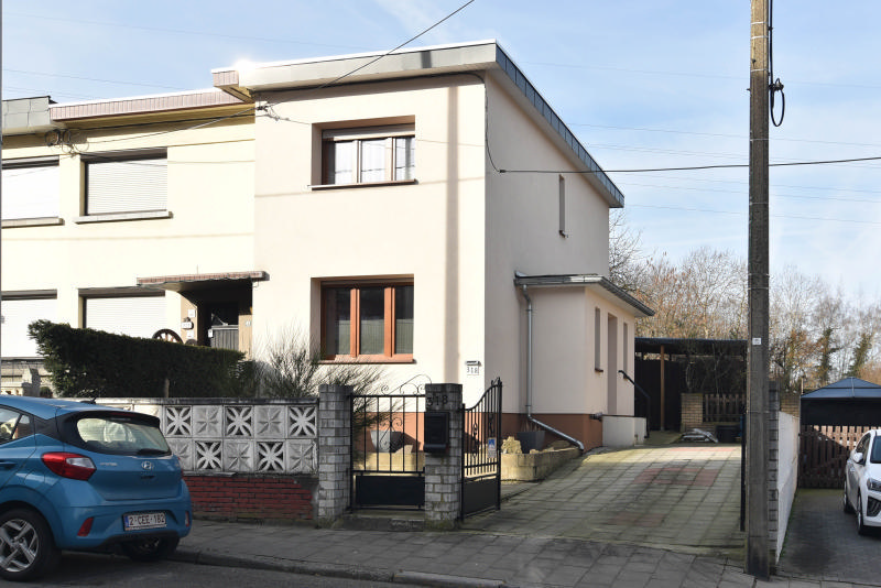 SOUS OPTION - OUGREE - Jolie maison 3 façades