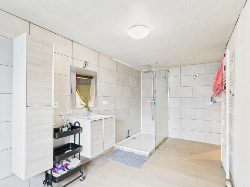 SOUS OPTION - SAINT-GEORGES-SUR-MEUSE - maison 4 façades avec grand jardin — photo 9
