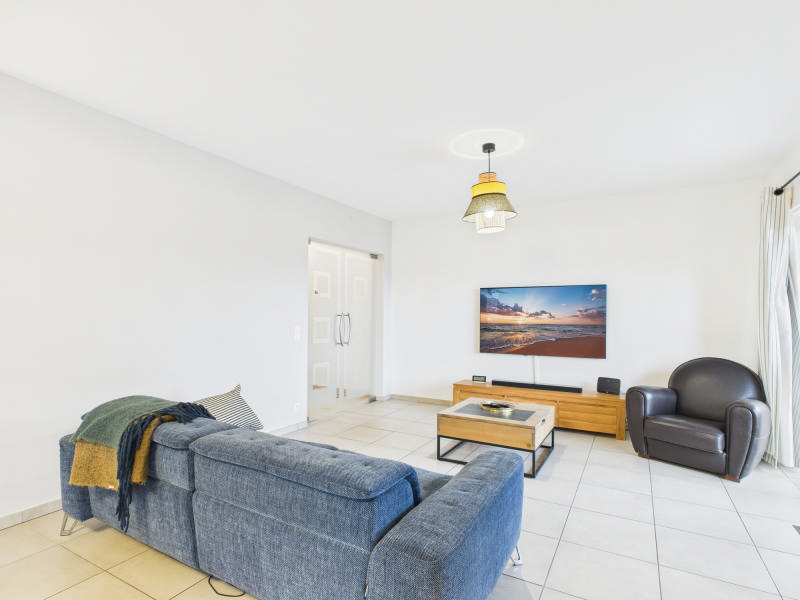SOUS OPTION - Très bel appartement deux chambres avec tout confort + garage — photo 15