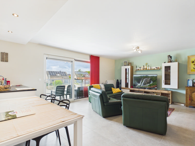 VENDU sous OPTION - VENTE VIAGER OCCUPE d'un magnifique appartement 2 chambres avce garage et emplacement parking — photo 6