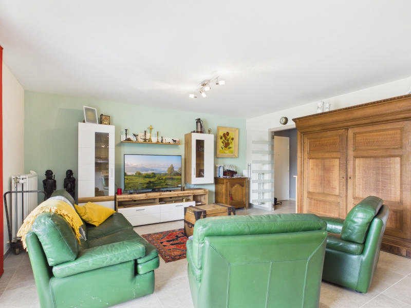 VENDU sous OPTION - VENTE VIAGER OCCUPE d'un magnifique appartement 2 chambres avce garage et emplacement parking — photo 7
