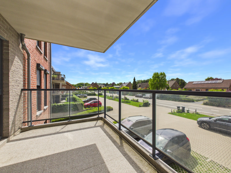 VENDU sous OPTION - VENTE VIAGER OCCUPE d'un magnifique appartement 2 chambres avce garage et emplacement parking — photo 9