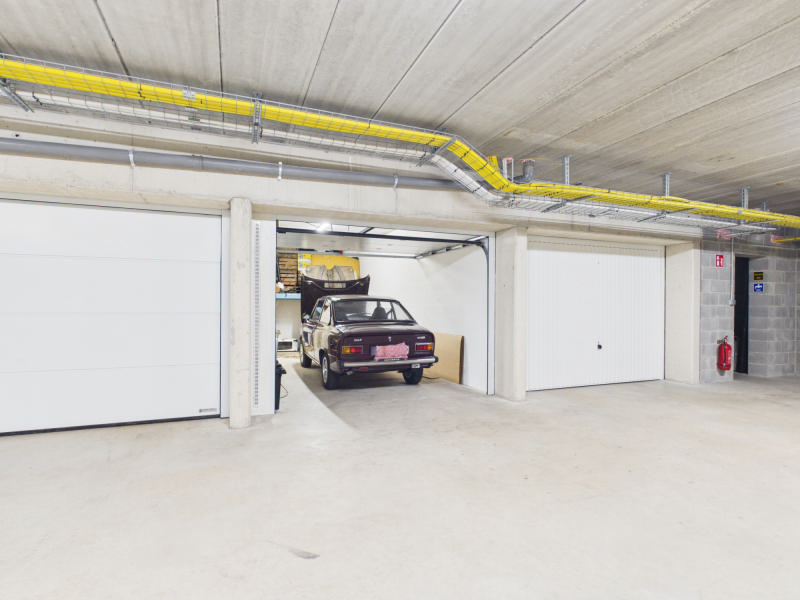 VENDU sous OPTION - VENTE VIAGER OCCUPE d'un magnifique appartement 2 chambres avce garage et emplacement parking — photo 18