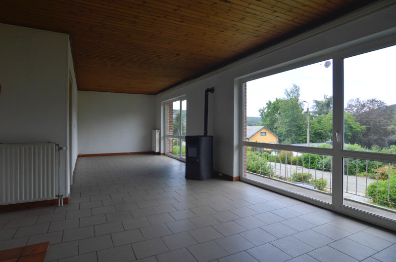 ESNEUX - A LOUER - appartement avec garage — photo 2