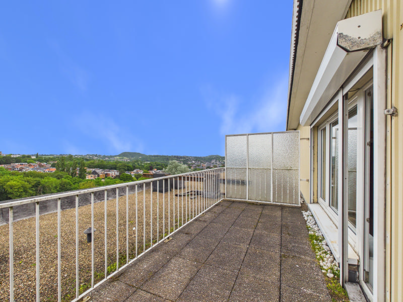 A VENDRE - LIEGE - appartement lumineux avec vue panoramique sur Liège — photo 10