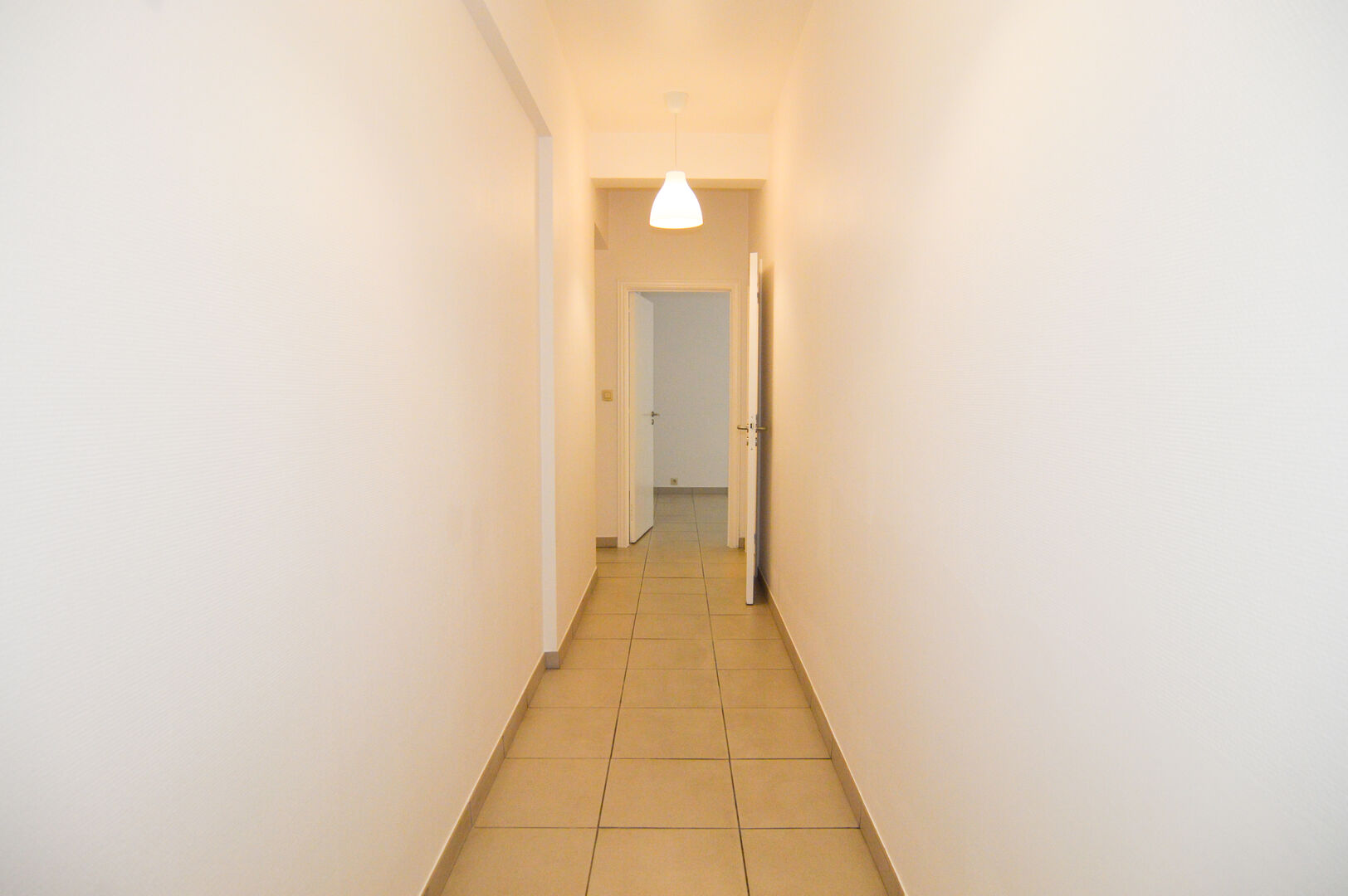 A LOUER - LIEGE - appartement une chambre au rez-de-chaussée — photo 9