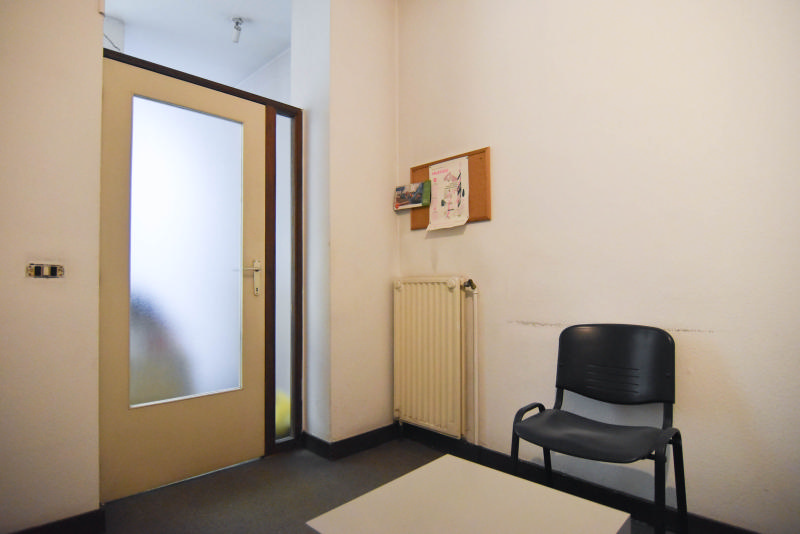 LIEGE - A LOUER - Espace de bureaux avec accès PMR. — photo 7