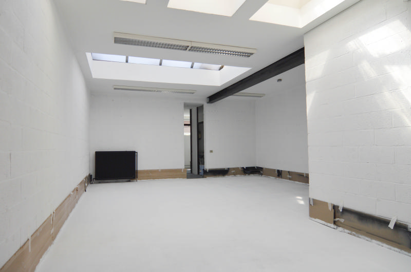 LIEGE - A LOUER - Espace de bureaux avec accès PMR.
