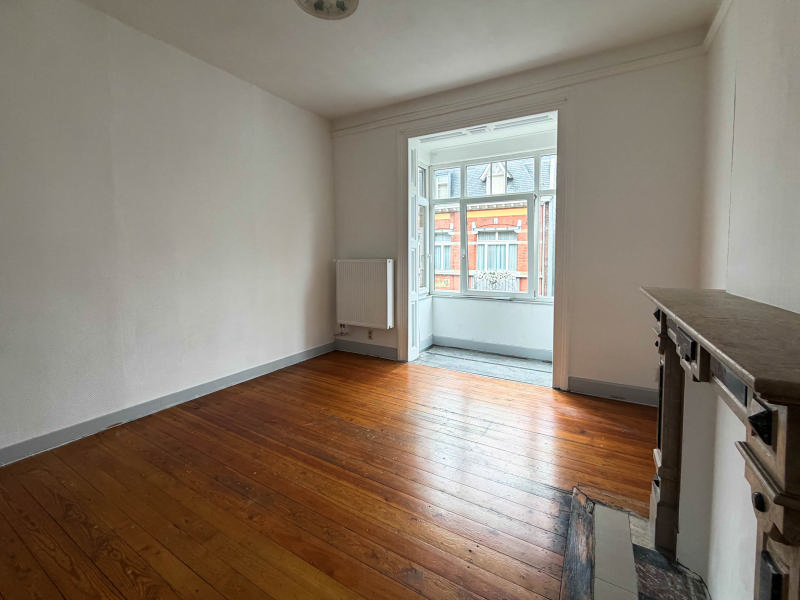 A LOUER - LIEGE - appartement au premier étage sans ascenseur — photo 2