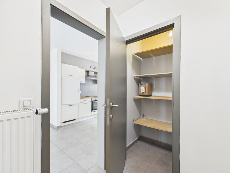 VENDU - VIAGER LIBRE - Appartement situé au rez-de-chausée avec extérieur — photo 6